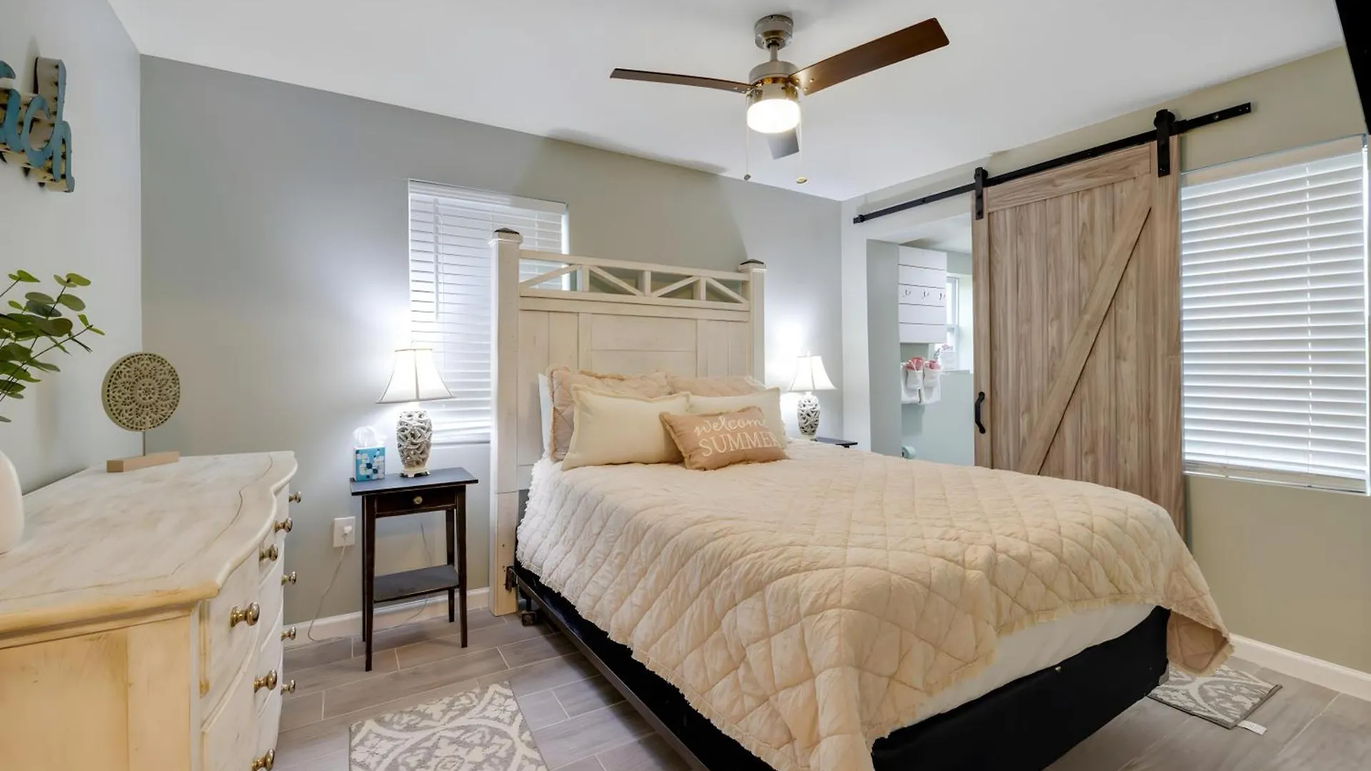 Sea Breeze House- 3 Bd 2 Ba 5 Min Walk To Beach Panama City Beach Holiday home